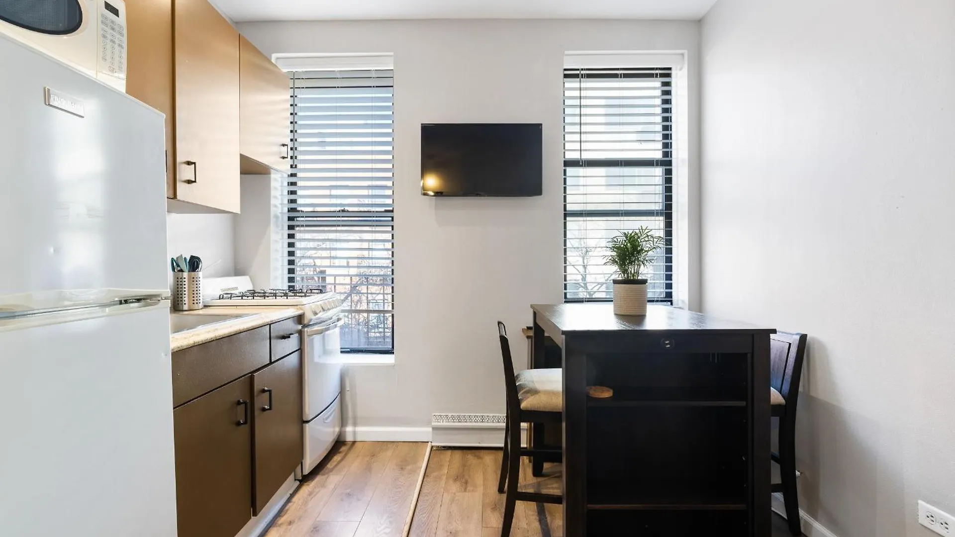 Central Living In Times Square New York